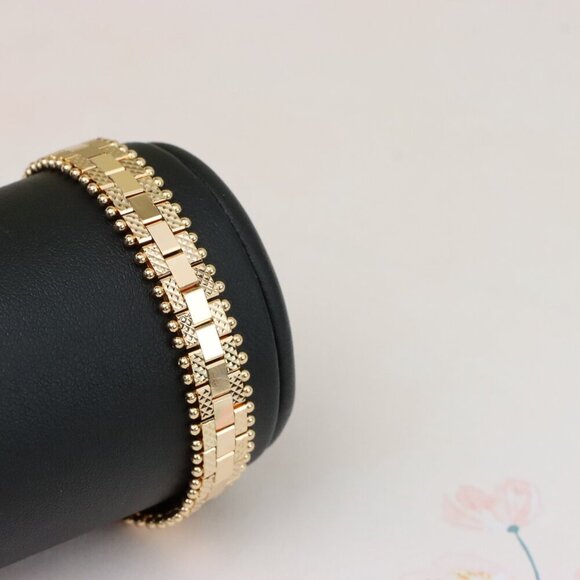 "Elegant Rose Gold Bracelet with Textured Link Detailing, XPBL1003 - Picture 7 of 12